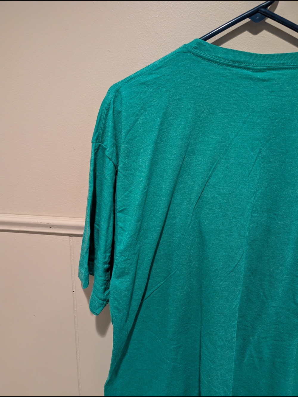 Train Green 'Soul Sister' Graphic Tee with Daisies - Unbranded - Picture 9 of 11